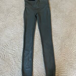 Spanx faux leather leggings - olive green